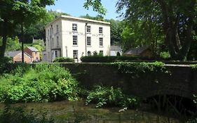 Railway Apartments
